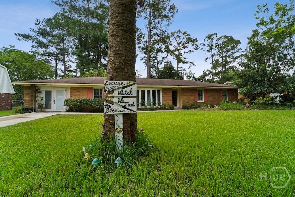 Photo of 375 EastRidge Drive, Savannah, GA 31406 (MLS # SA359435)