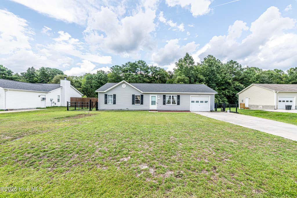Photo of 106 Linden Road, Richlands, NC 28574 (MLS # 100596245)