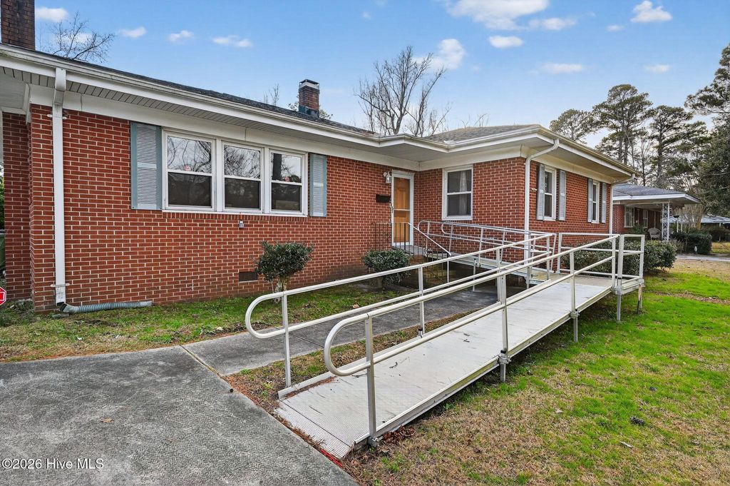 Photo of 2714 Princess Place Drive, Wilmington, NC 28405 (MLS # 100551610)