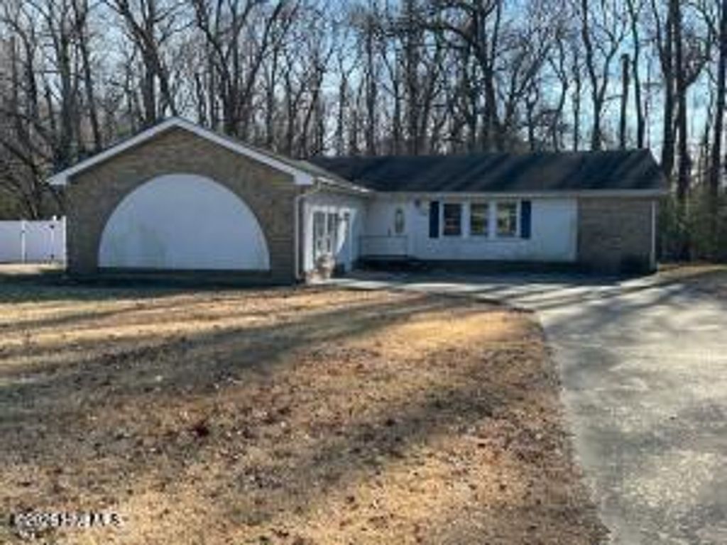 Photo of 602 Terry Street, Elizabeth City, NC 27909 (MLS # 100573481)
