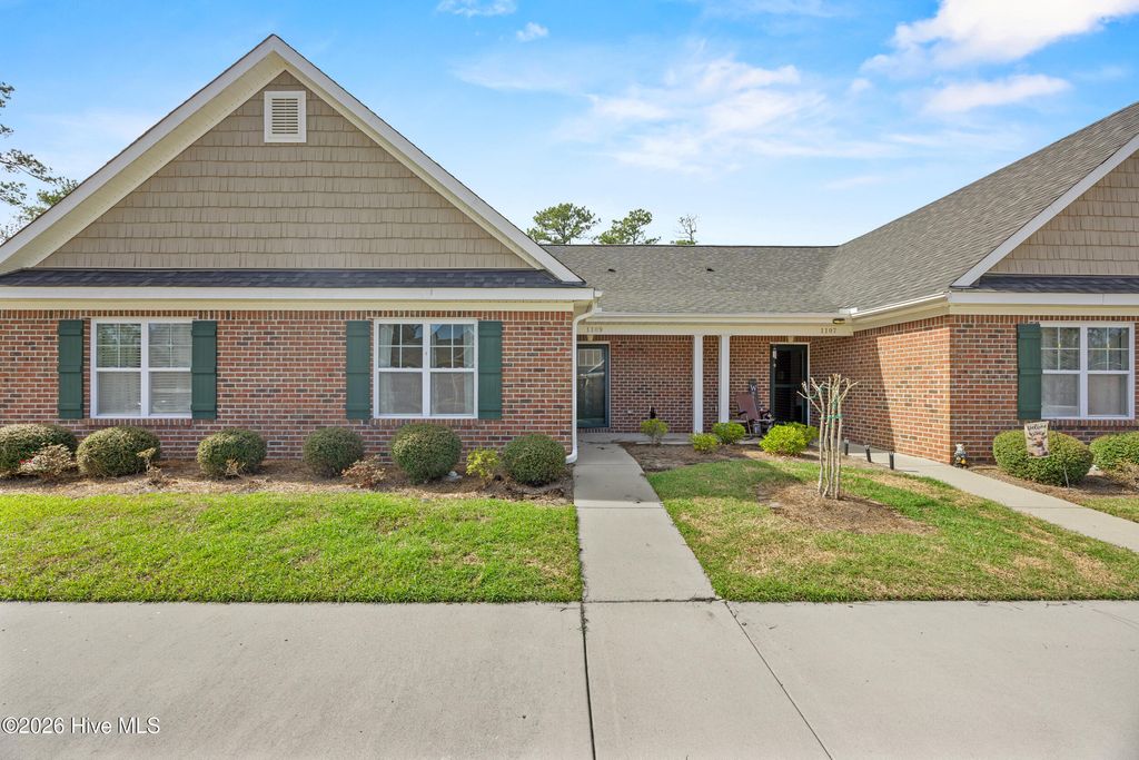 Photo of 1109 Bridgeport Way, Leland, NC 28451 (MLS # 100555457)