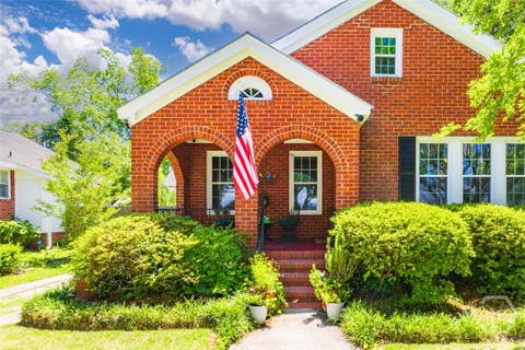 Homes For Sale - 709 E 52nd Street<br/> Chatham County, Savannah, GA 31405