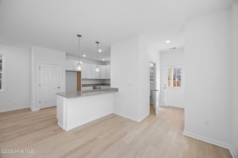 Tiny photo for 709 W Hayes Street, Burgaw, NC 28425 (MLS # 100559895)