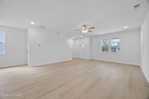 Tiny photo for 709 W Hayes Street, Burgaw, NC 28425 (MLS # 100559895)