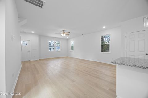 Tiny photo for 709 W Hayes Street, Burgaw, NC 28425 (MLS # 100559895)