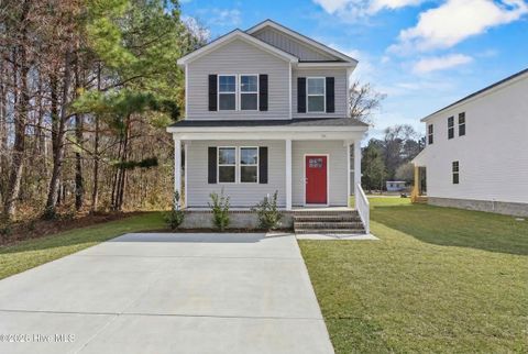 Photo of 709 W Hayes Street, Burgaw, NC 28425 (MLS # 100559895)
