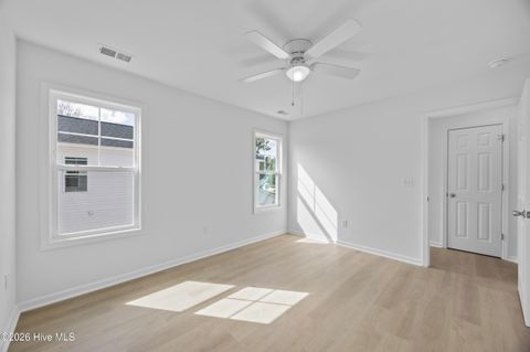 Tiny photo for 709 W Hayes Street, Burgaw, NC 28425 (MLS # 100559895)