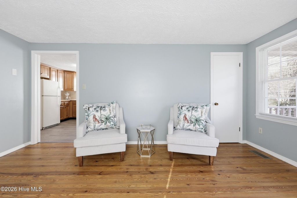 Photo of 205 W Gale Street, Edenton, NC 27932 (MLS # 100559618)