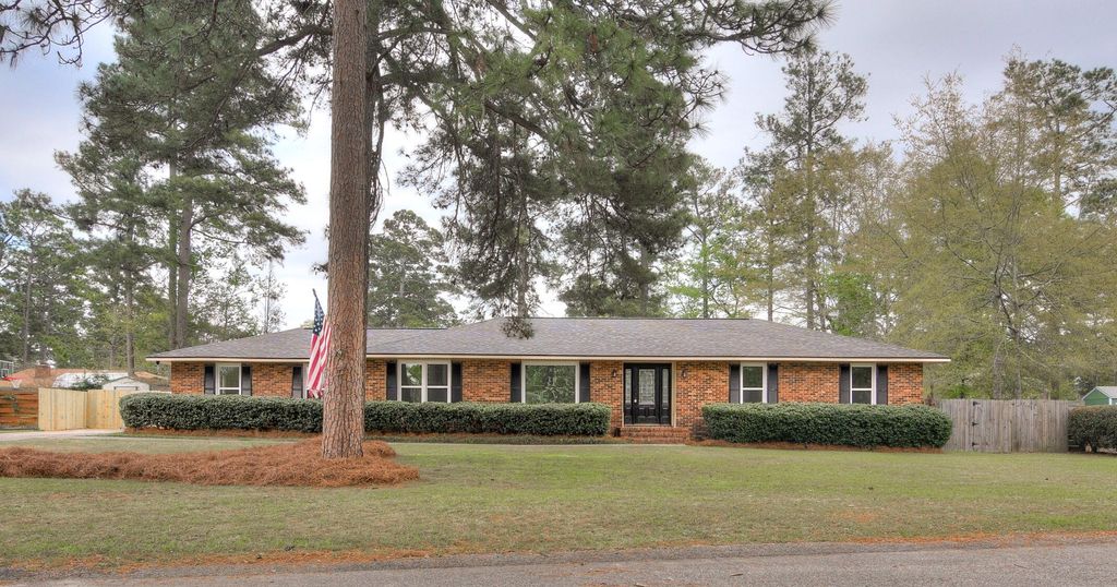 Photo of 65 Deerwood Court, Aiken, SC 29803 (MLS # 553775)