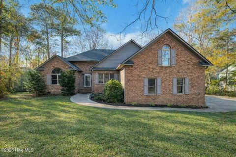 Photo of 214 Ravenswood Road, Hampstead, NC 28443 (MLS # 100548382)