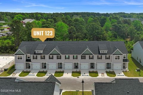 Townhouse For Sale - 244 Cline Way #UNIT 123, 1809 LIVE OAK<br/> Beaufort, NC 28516