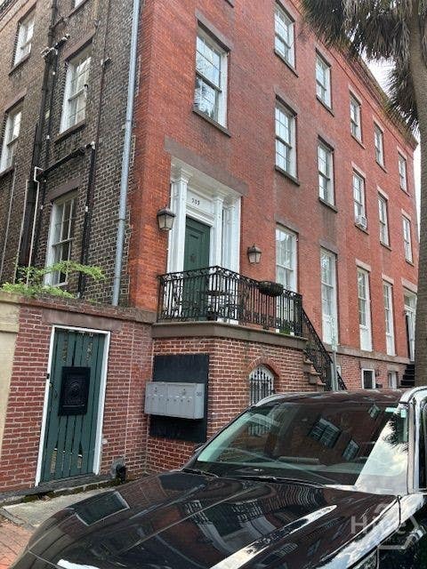 Homes For Rent - 203 E York Street #3<br/> Savannah, GA 31401