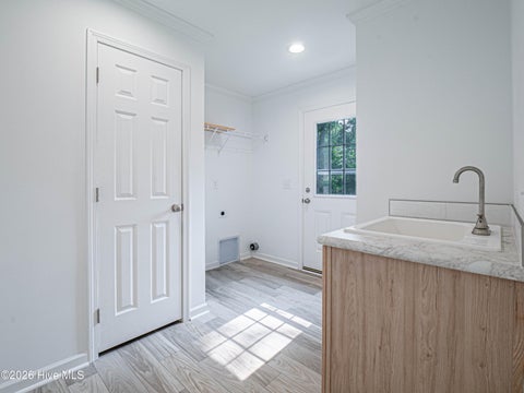 Tiny photo for 137 Bayside Drive, Sneads Ferry, NC 28460 (MLS # 100590352)