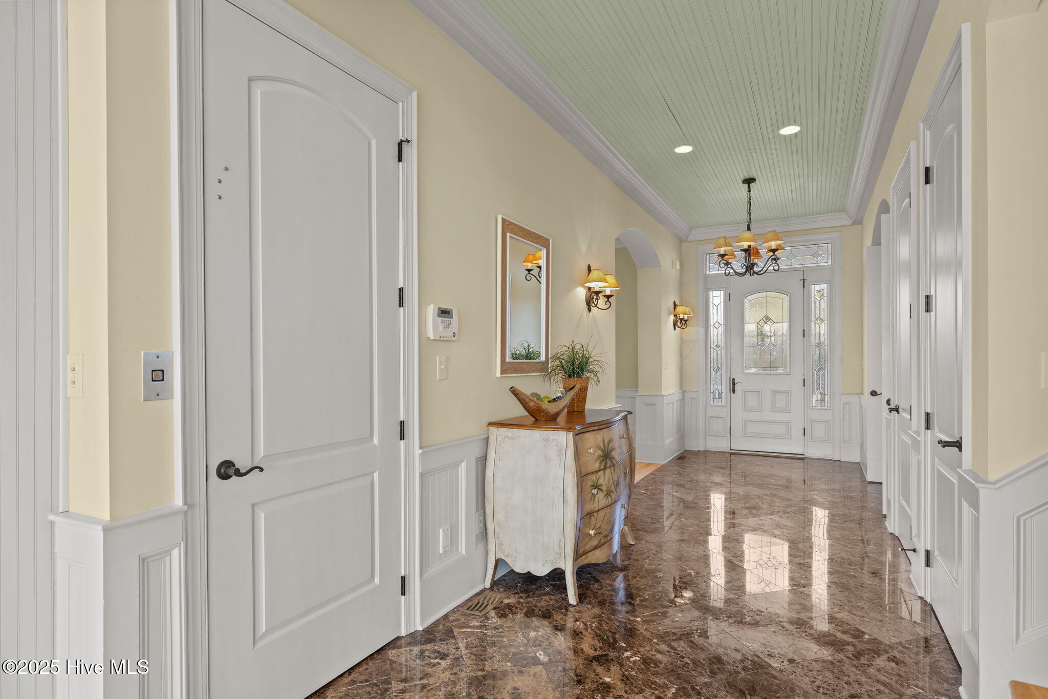 1101 W Ft Macon Road