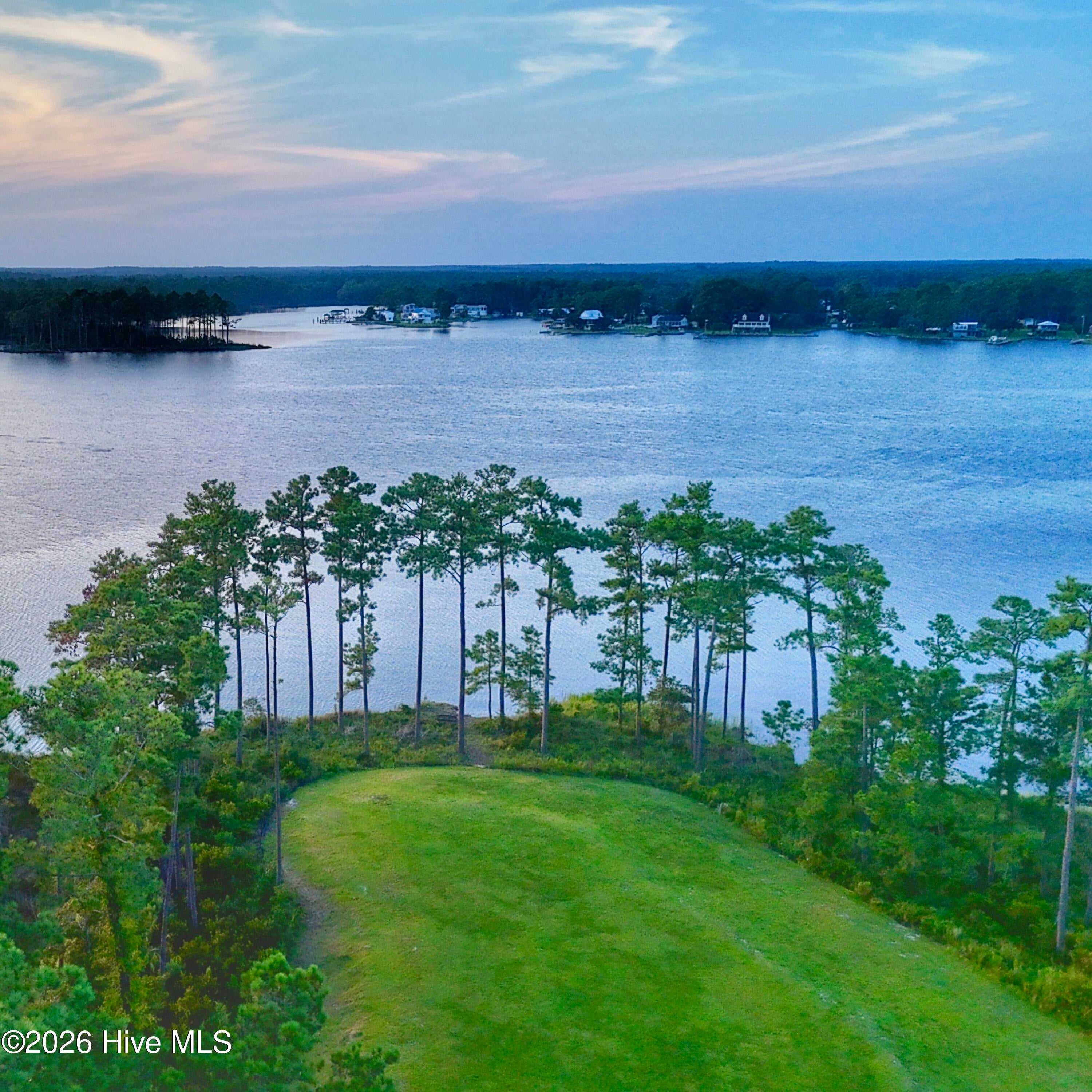 71 3 Jayne Point