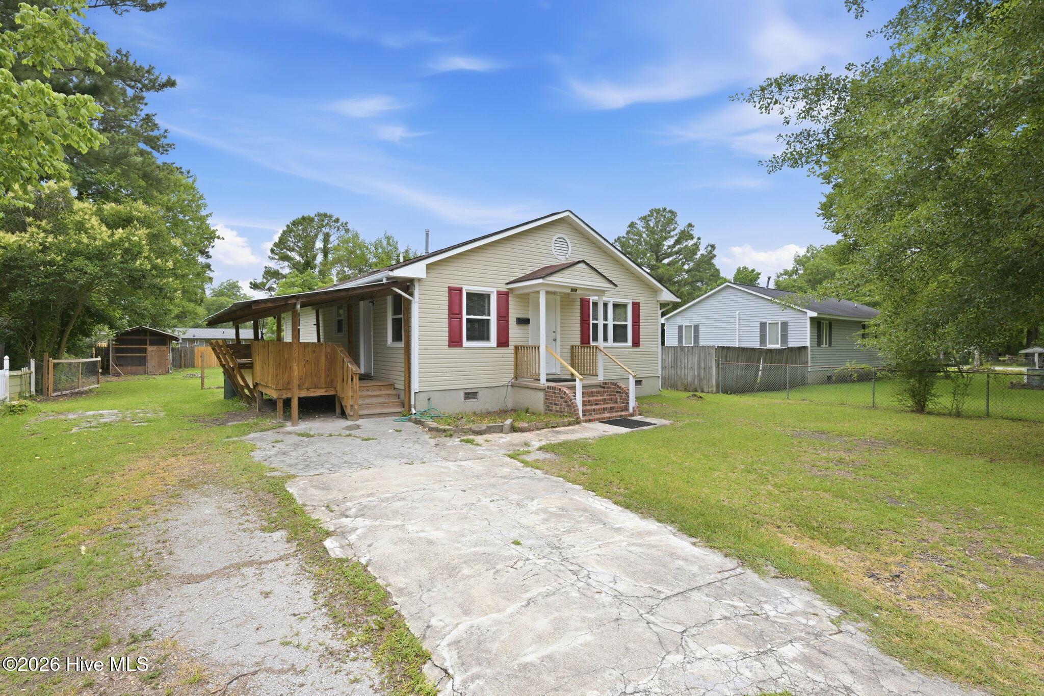 913 Fort Totten Drive