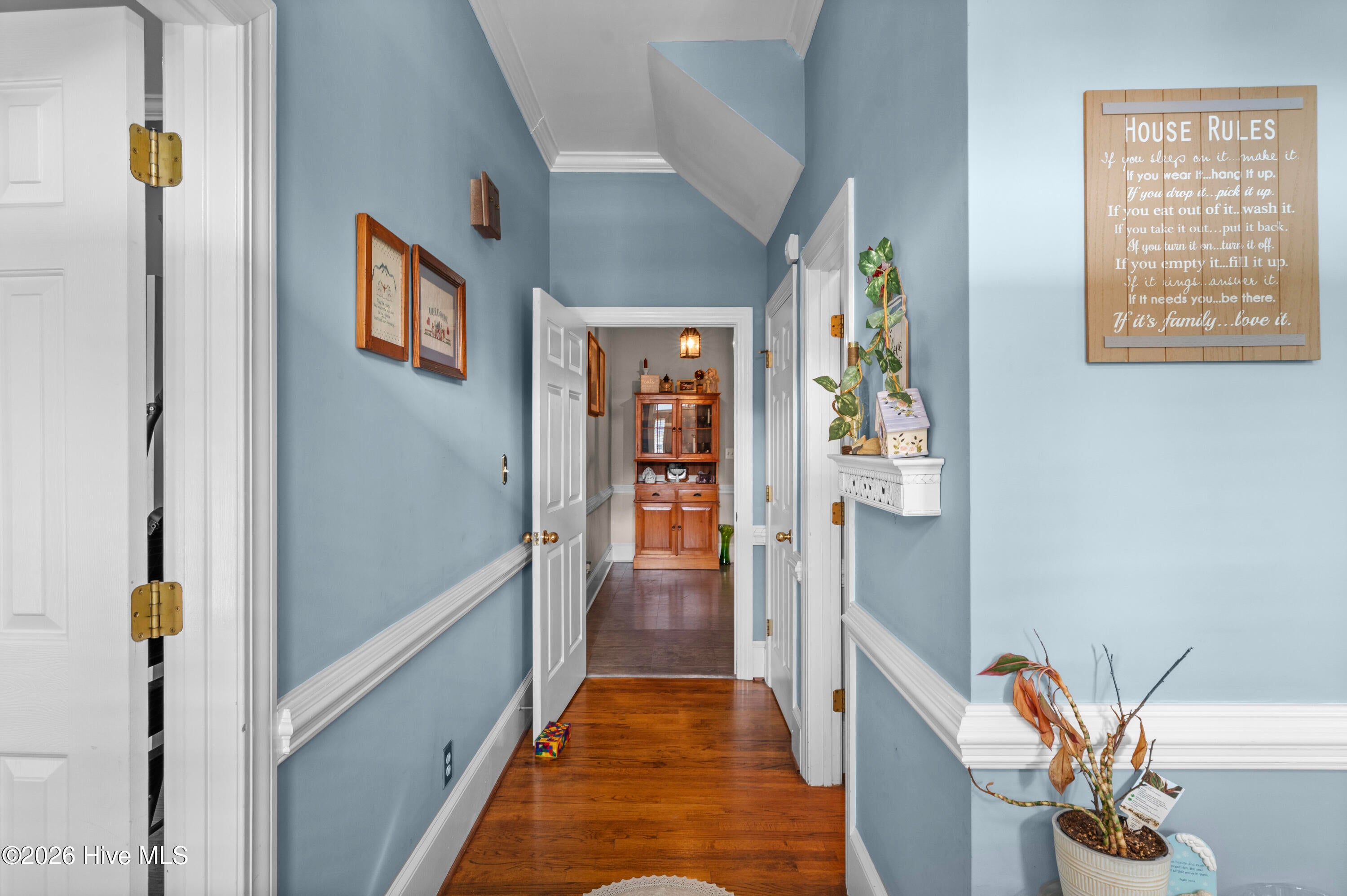 305 Fox Ridge Road