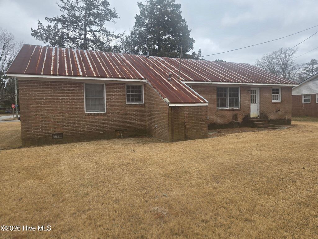 Photo of 1507 Laurel Street, New Bern, NC 28562 (MLS # 100555316)