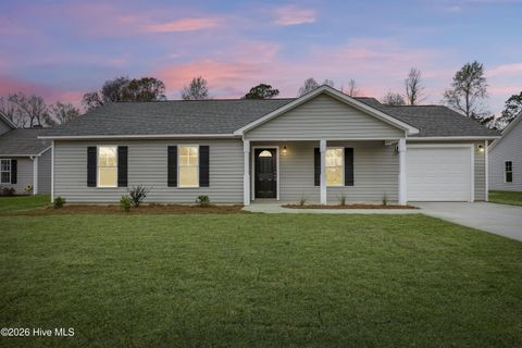 Homes For Sale - 506 Hadnot Avenue<br/> Jones County, Maysville, NC 28555