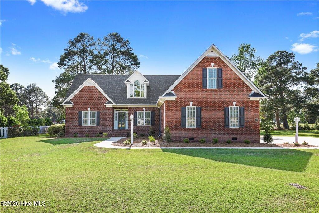 Photo of 2143 Trails End Drive, Kinston, NC 28504 (MLS # 100570139)