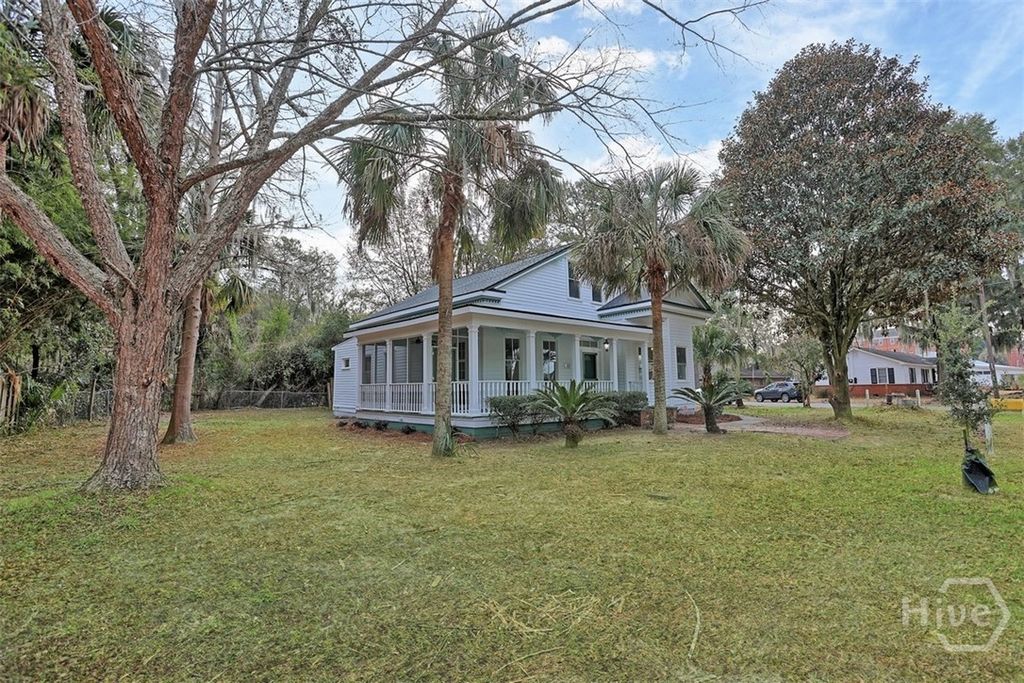 Photo of 3206 Whatley Avenue, Thunderbolt, GA 31404 (MLS # SA348037)
