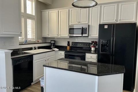 Tiny photo for 104 Summer Winds Place #104, Surf City, NC 28445 (MLS # 100546562)