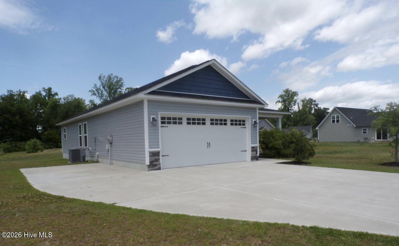 127 Waterford Way