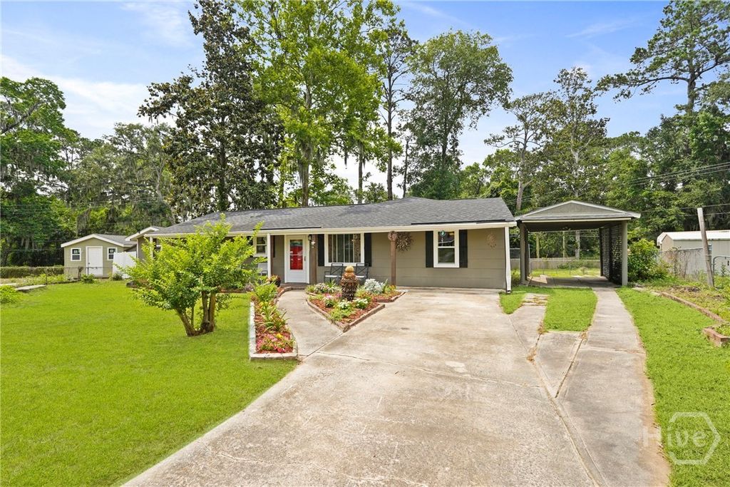 Photo of 26 Arthur Circle, Savannah, GA 31406 (MLS # SA348733)