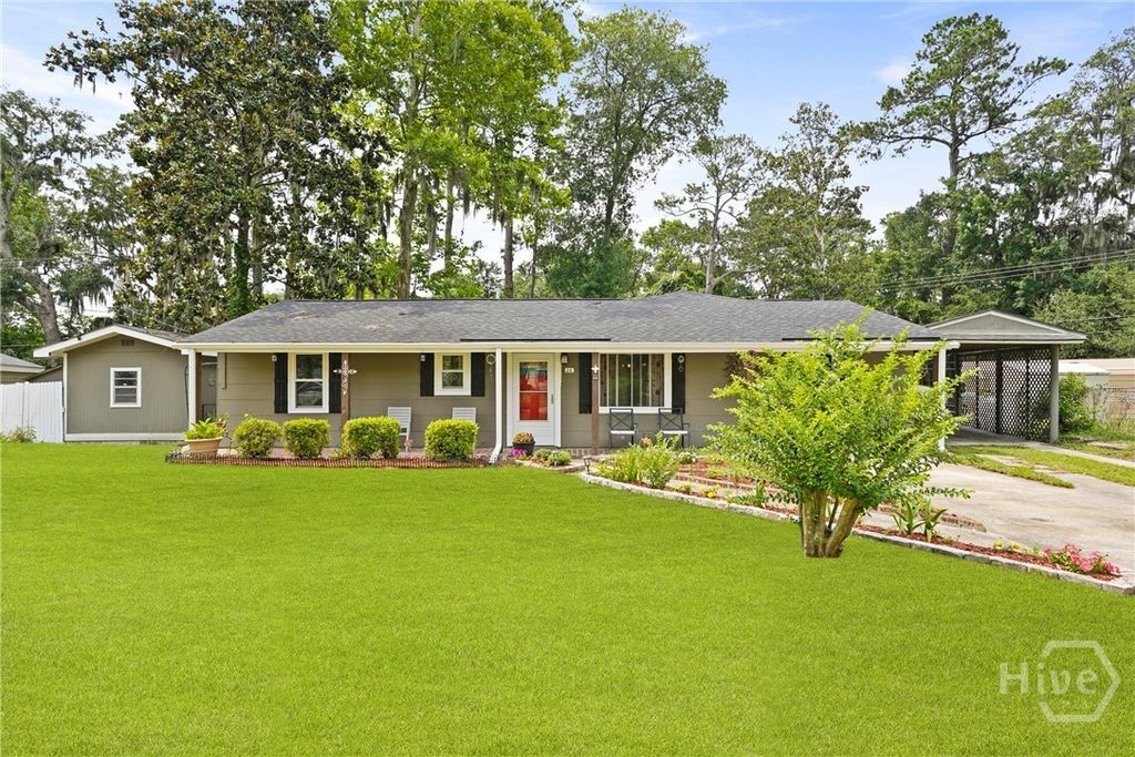 Photo of 26 Arthur Circle, Savannah, GA 31406 (MLS # SA348733)