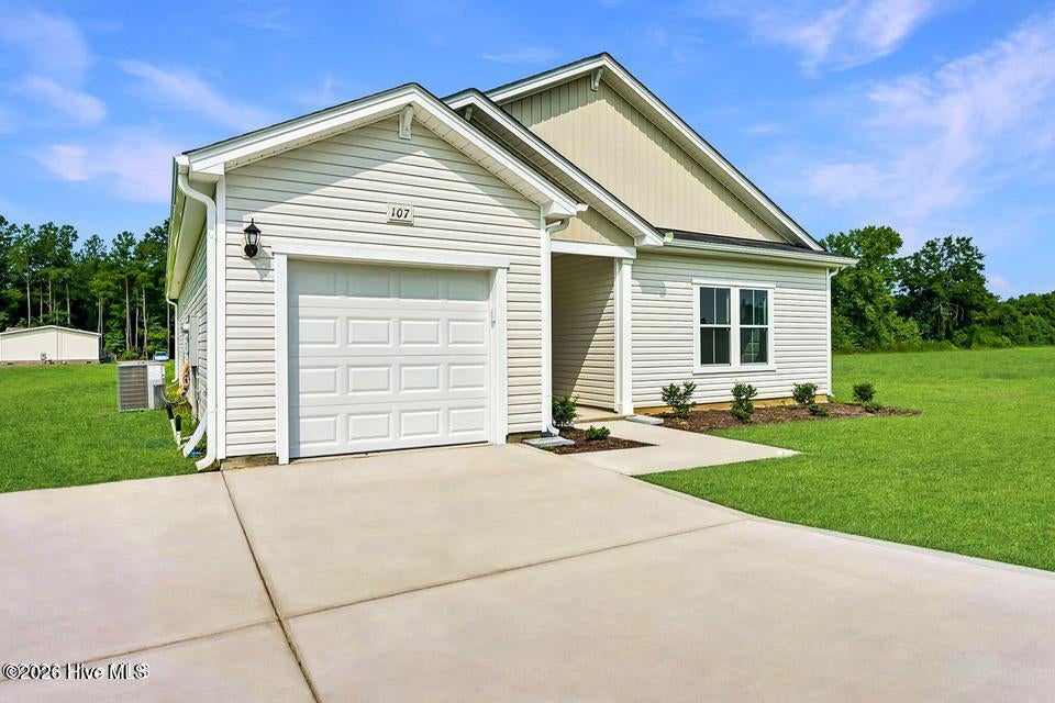Photo of 107 Franklin Landing Drive, Pikeville, NC 27863 (MLS # 100598567)