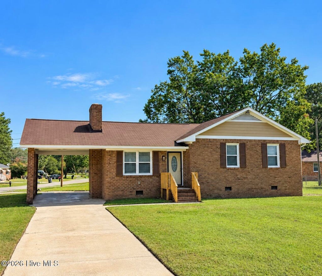 Photo of 101 Pickwick Court, Rocky Mount, NC 27801 (MLS # 100610195)