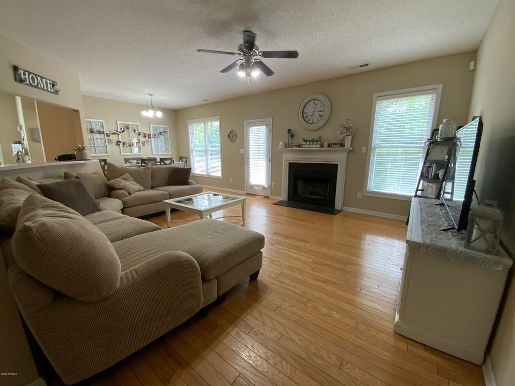 Photo of 548 Raintree Road, Jacksonville, NC 28540 (MLS # 100567233)