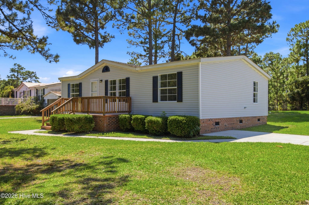 Photo of 101 Larch Court, Hubert, NC 28539 (MLS # 100602005)