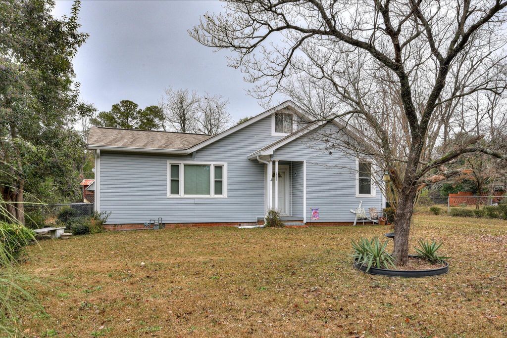 Photo of 211 W Hugh Street, North Augusta, SC 29841 (MLS # 550276)
