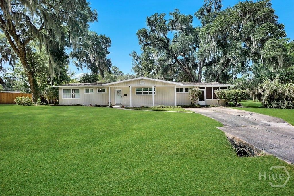 Photo of 1513 Spalding Road, Savannah, GA 31406 (MLS # SA361055)