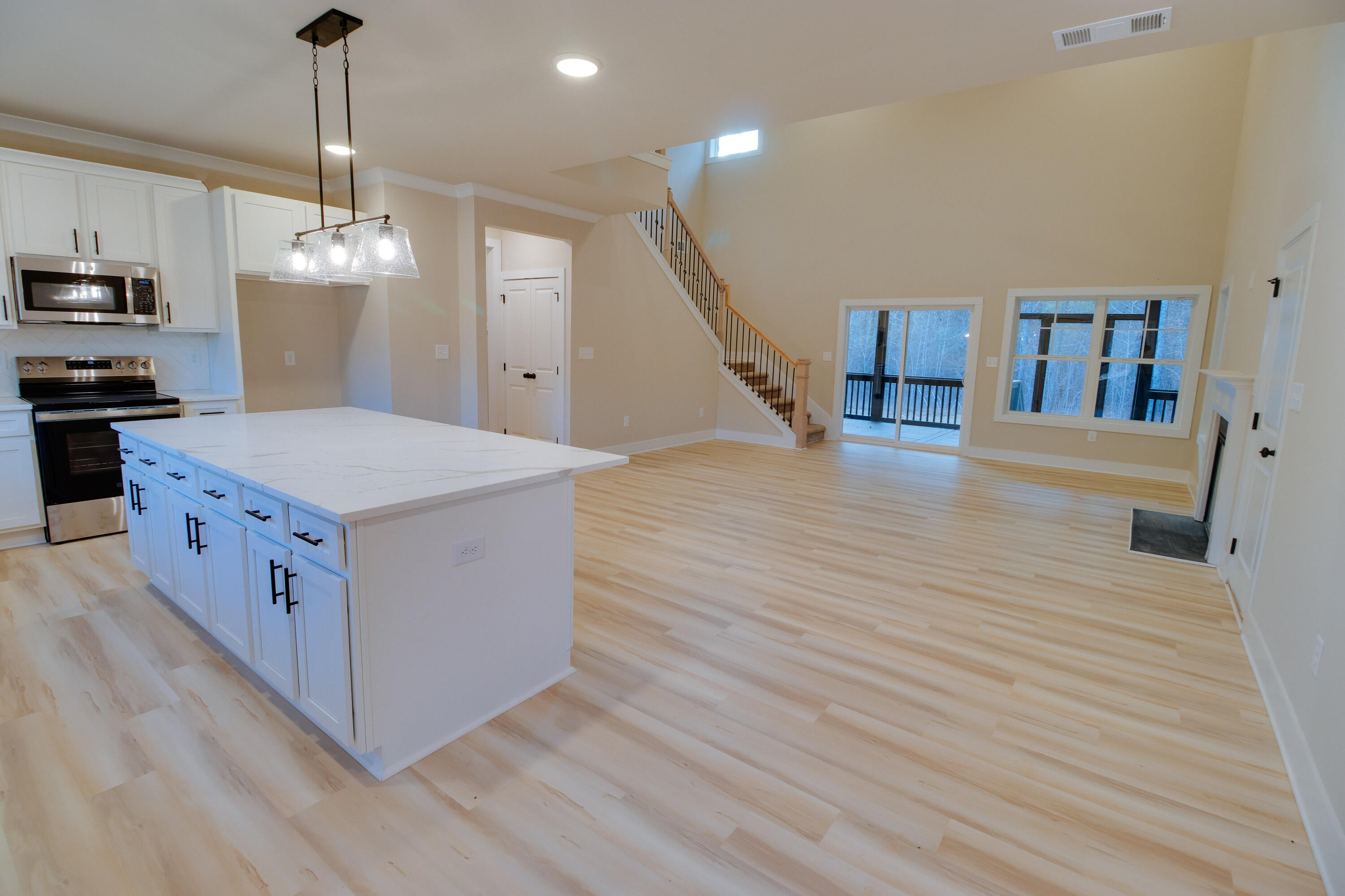 1021 S Pointe Court