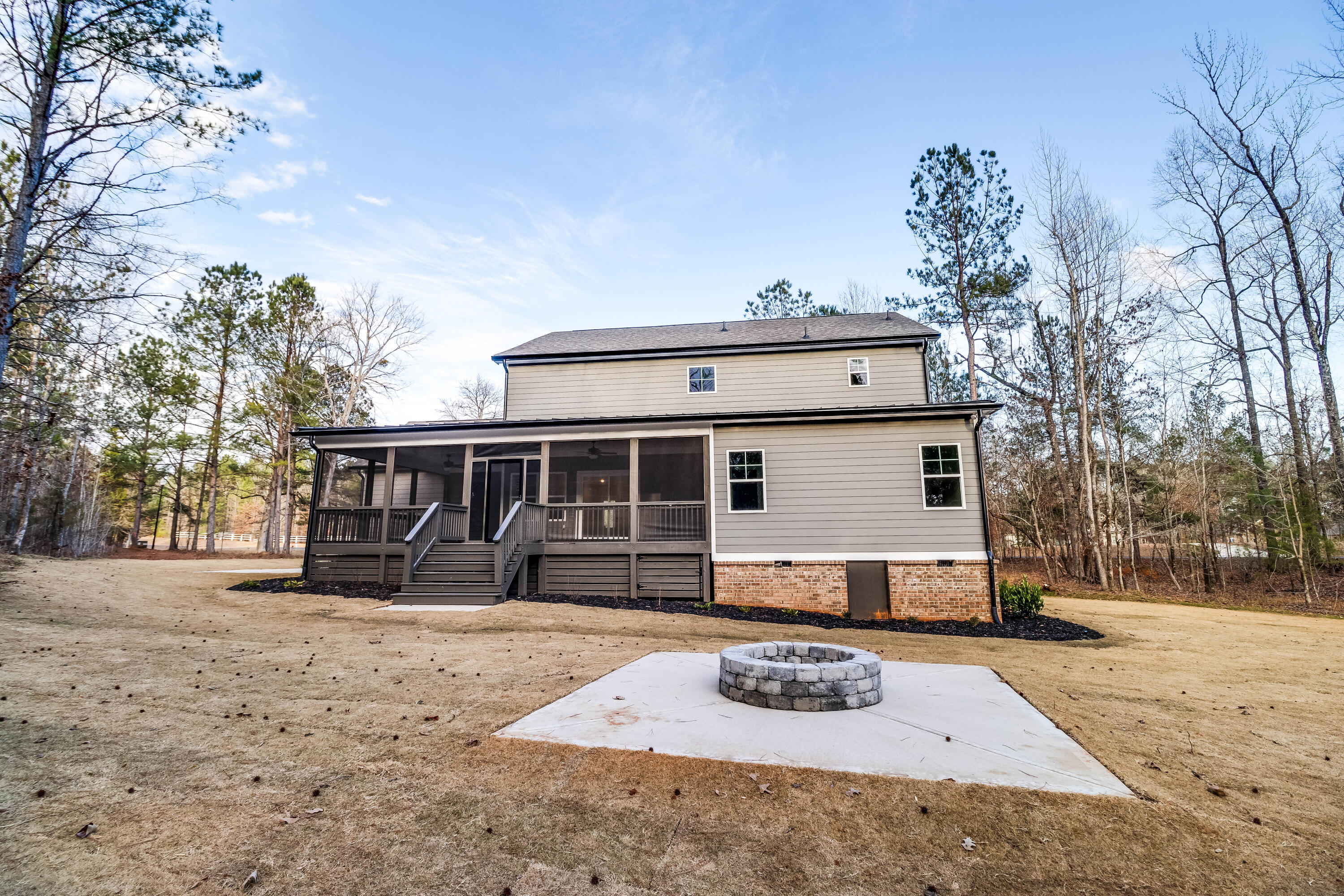 1021 S Pointe Court