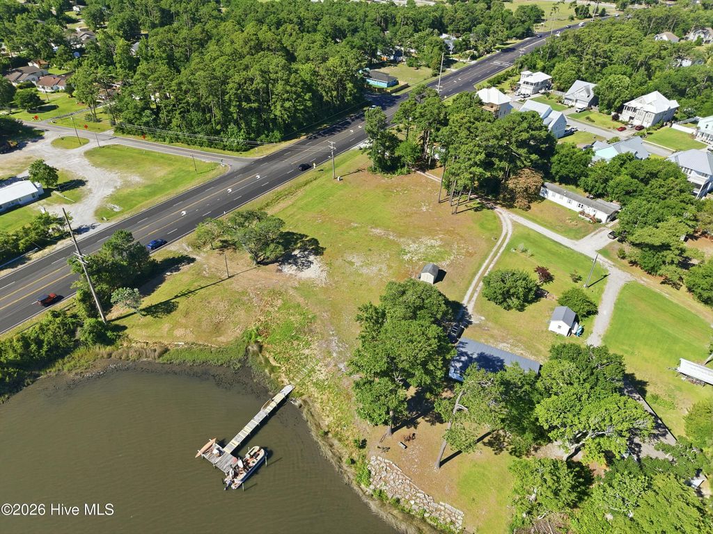 Photo of 118 Russell Cove, Newport, NC 28570 (MLS # 100587131)
