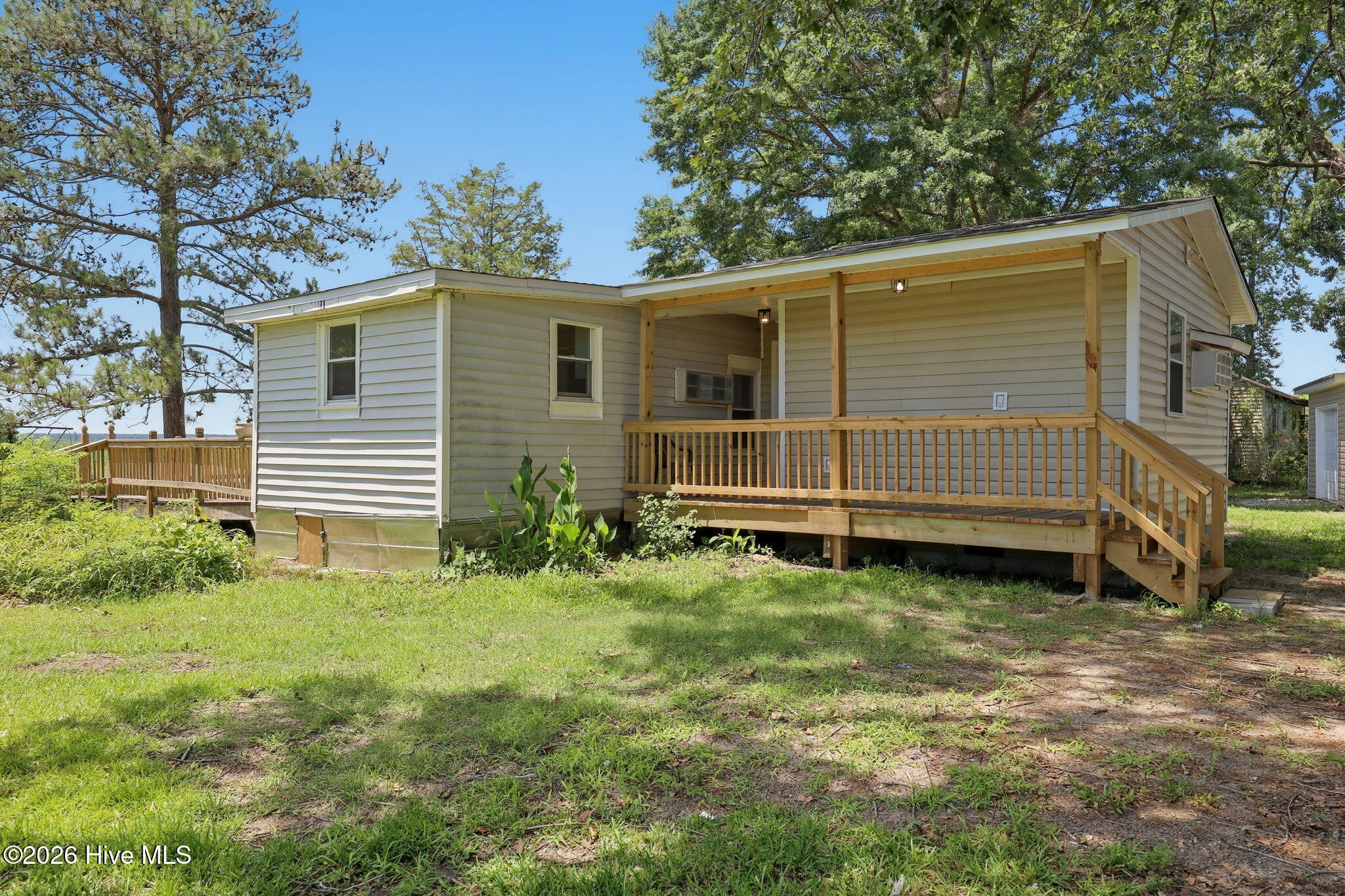 2534 White Oak River Road