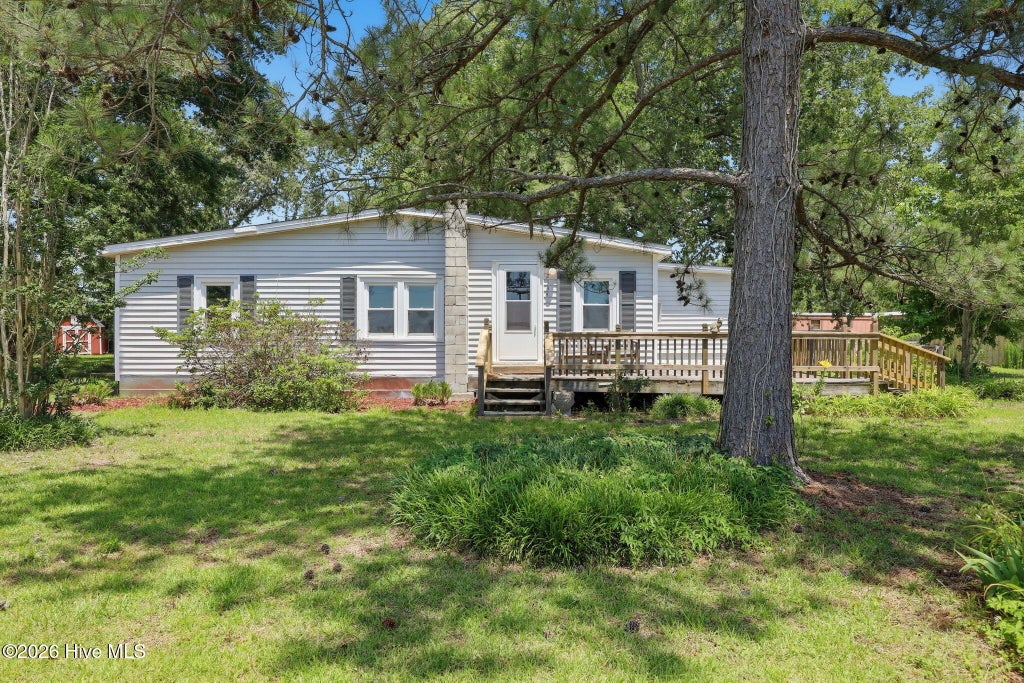 Photo of 2534 White Oak River Road, Maysville, NC 28555 (MLS # 100580991)