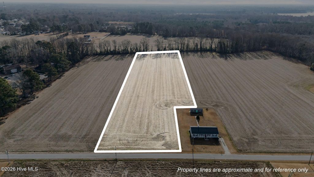 Photo of 430 Buck Lane, Vanceboro, NC 28586 (MLS # 100548520)