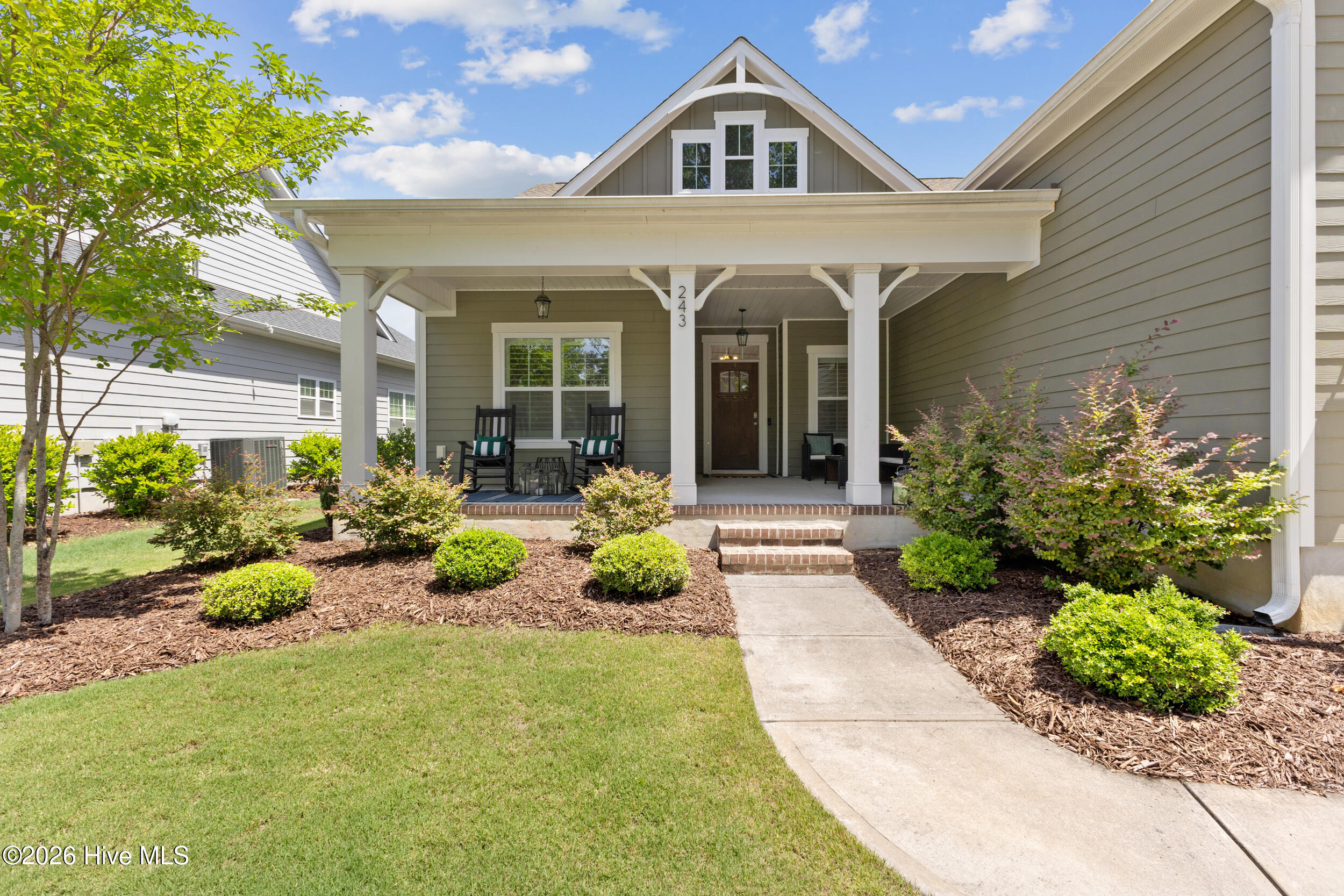 243 Hanover Lakes Drive