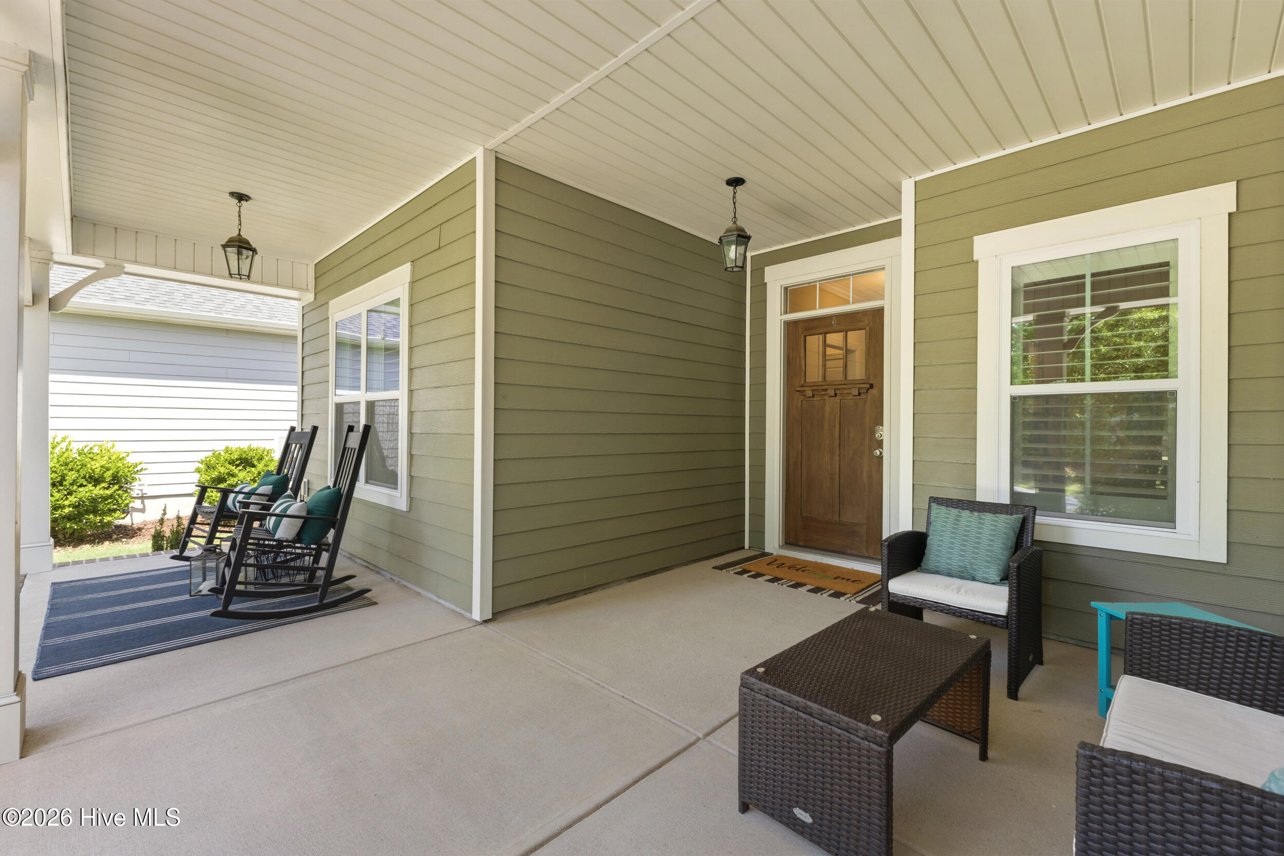 243 Hanover Lakes Drive