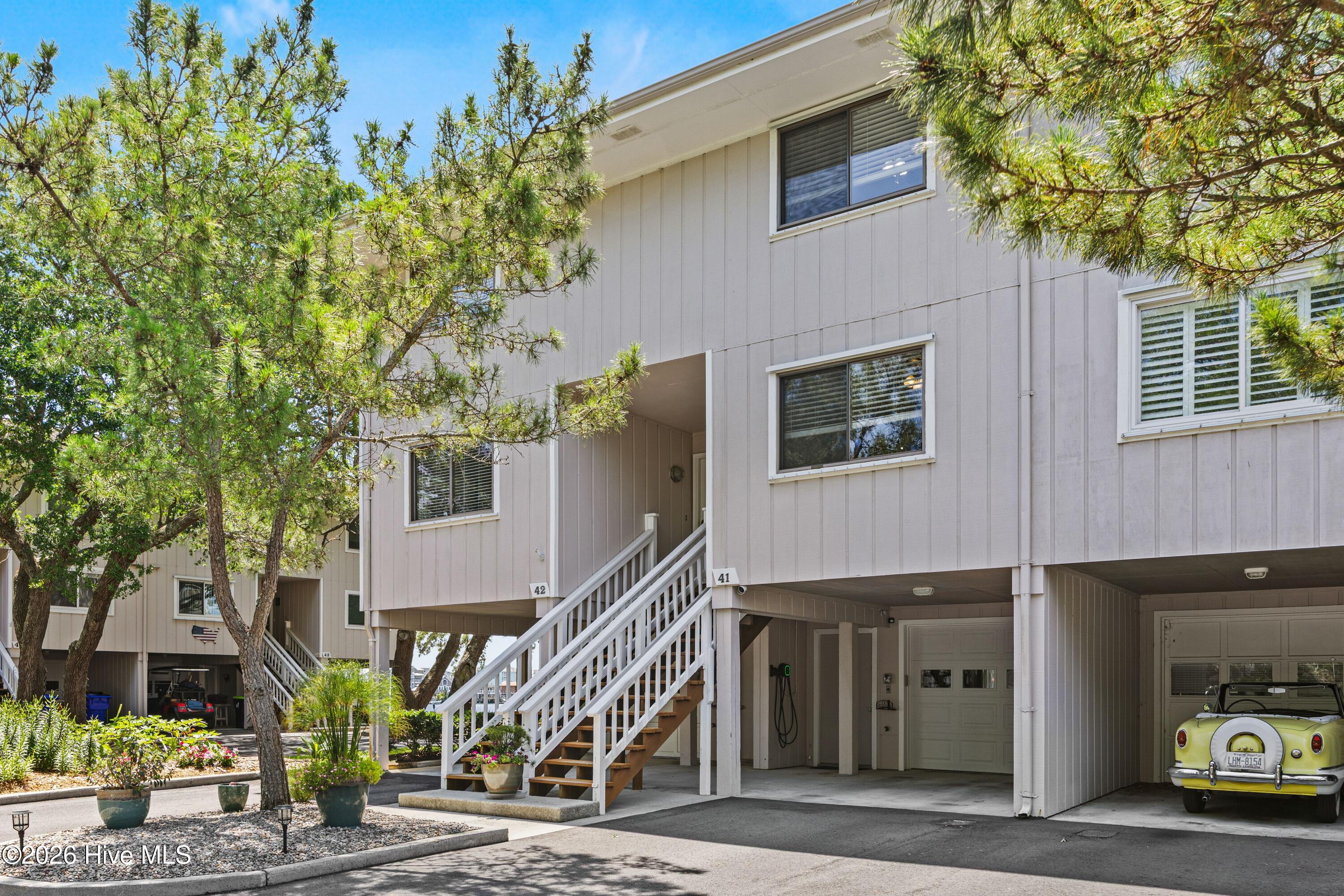 1200 Saint Joseph Street 41