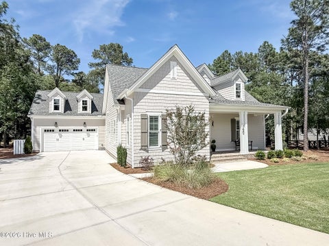 Homes For Sale - 360 Rose Dale Court<br/> Pinehurst, NC 28374