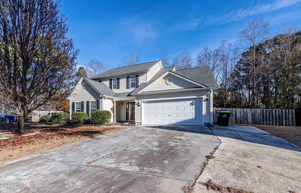 Photo of 130 Whiteleaf Drive, Jacksonville, NC 28546 (MLS # 100536665)