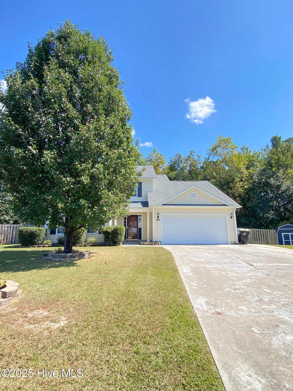 Photo of 130 Whiteleaf Drive, Jacksonville, NC 28546 (MLS # 100536665)