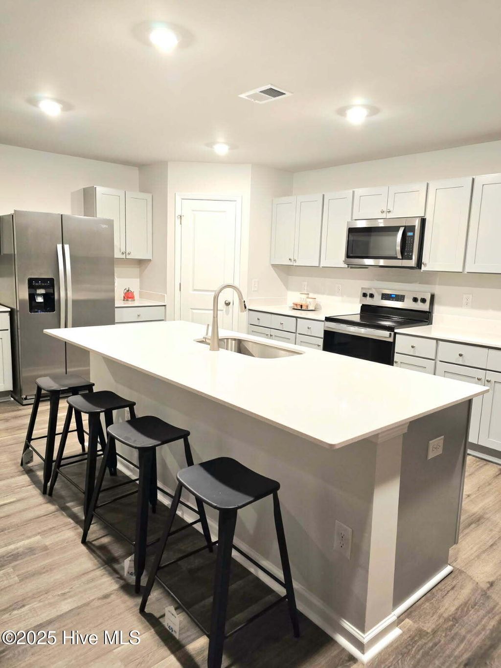 Photo of 4917 Abbington Oaks Way SE, Southport, NC 28461 (MLS # 100545045)