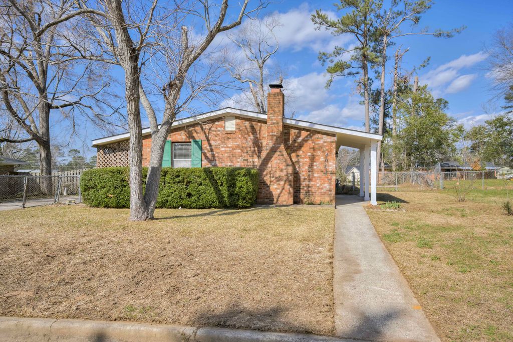 Photo of 4061 Briarwood Drive, Augusta, GA 30907 (MLS # 552945)