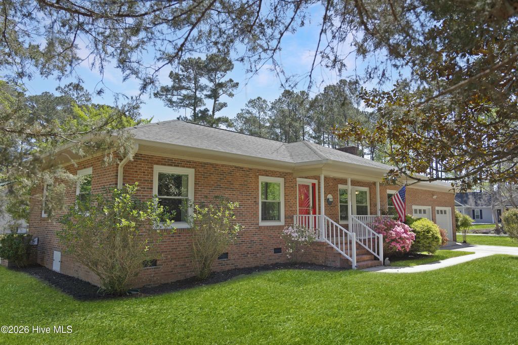 Photo of 420 Boundaryline Drive NW, Calabash, NC 28467 (MLS # 100569275)